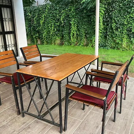 Вилла Triplex With Pool Patera