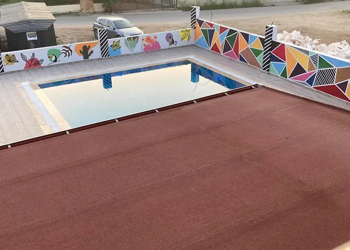 Triplex With Pool Patera *