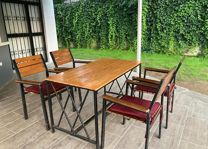 Villa Triplex With Pool Patera