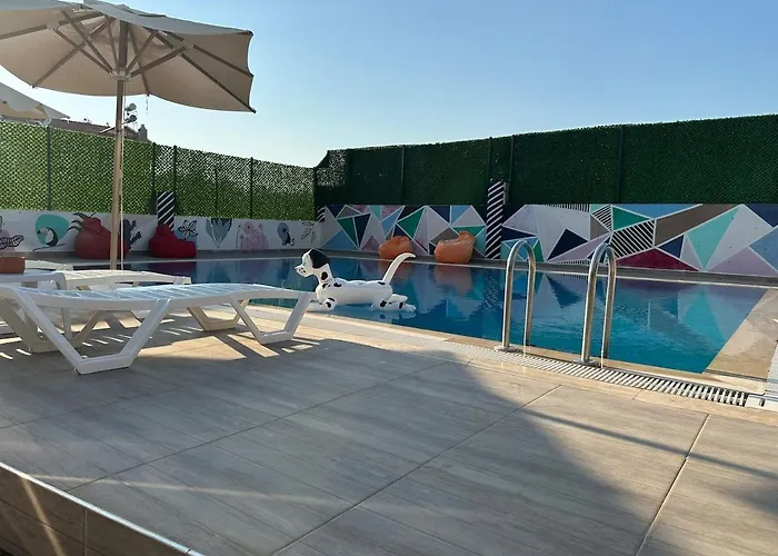 Villa Triplex With Pool Patera *