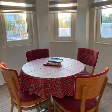 ヴィラ Triplex With Pool Patera Serik