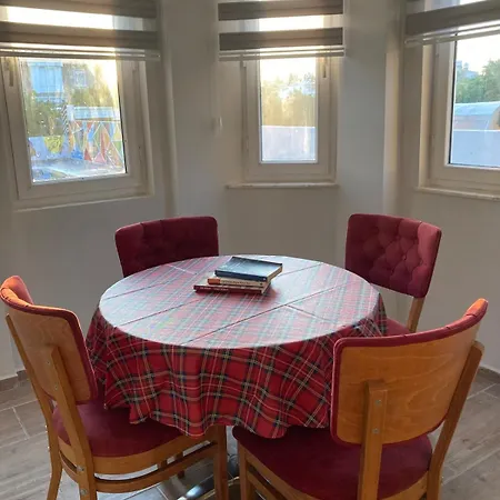 ヴィラ Triplex With Pool Patera Serik